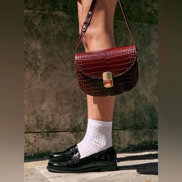 Sézane André Loafers in Patent Black FR 39 / US 8