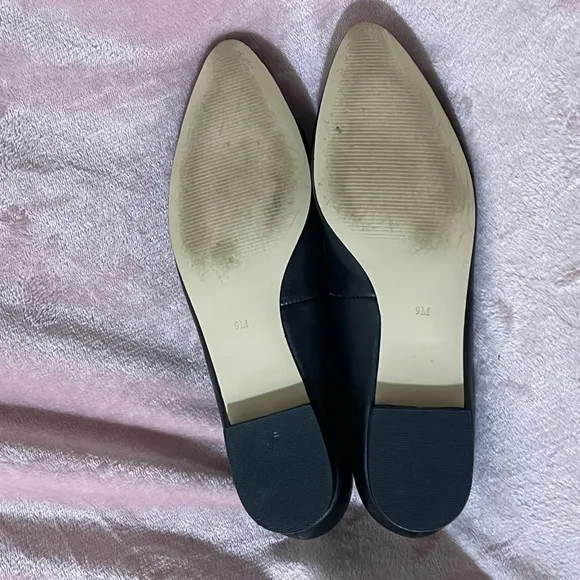 Talbots Edison Black Scalloped Leather Flats size 9