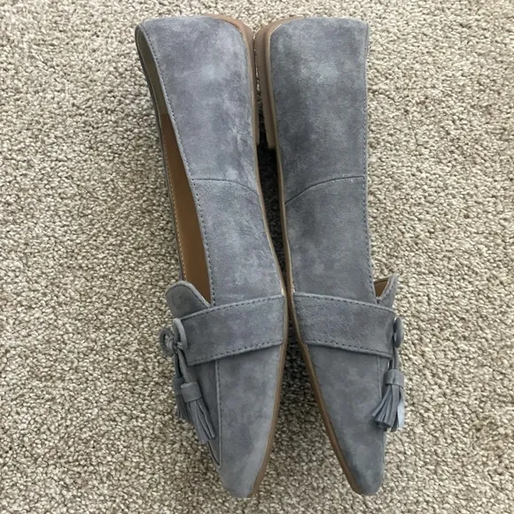 TALBOTS Francesca Tassel Driving Flats Suede Kendall Grey Pointed Toe 8.5 NWOB