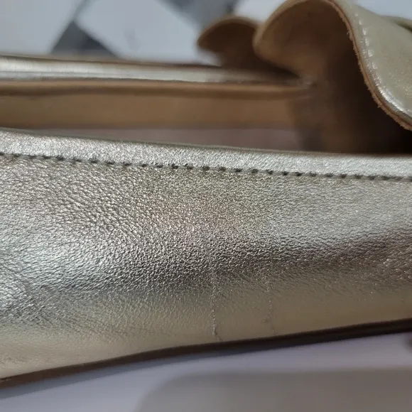 Talbots Soft Gold Leather Jessie Loafer Size  7