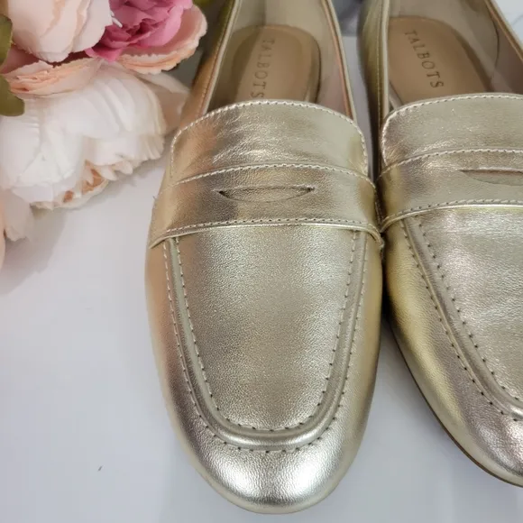 Talbots Soft Gold Leather Jessie Loafer Size  7