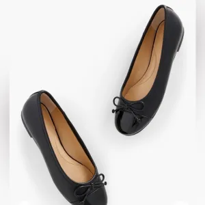 Talbots Women’s Blair Cap Toe Nappa Ballet Flats in Black Sz 8