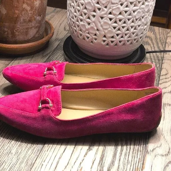 Talbots Fuscia Suede Pointed Toe Driving Loafer Flats with Gold Hardware Size 9