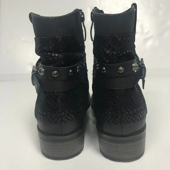 Tamaris Bootie Womens 39 US 7.5 Black Leather Studded Strap Side Zip Lined Moto