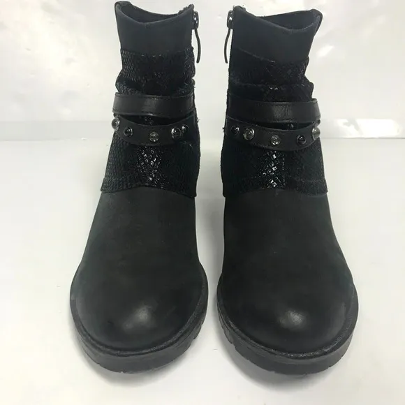 Tamaris Bootie Womens 39 US 7.5 Black Leather Studded Strap Side Zip Lined Moto