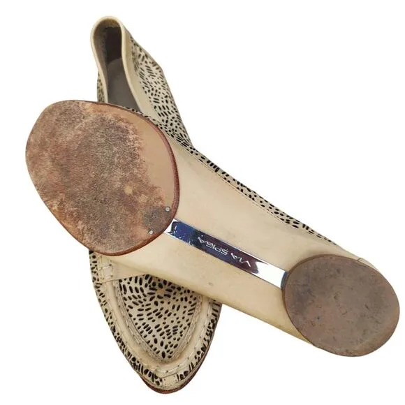 Tan via spiga leather pointed toe Flats sz 9