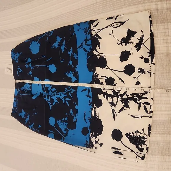 Ted Baker Seelah Bluebell Side Slit Midi Skirt Ted size 1-US 0-2 new with tag