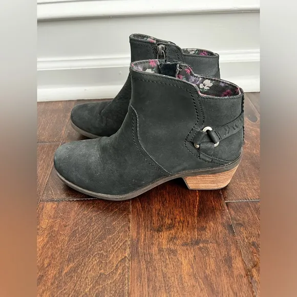 Teva women Foxy waterproof Leather Harness ankle zip heel Boots grey 8