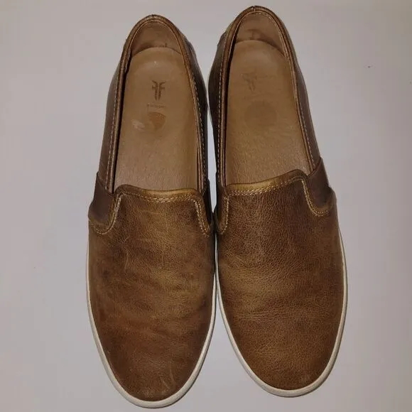The Frye  Company Dylan Slip On Sneakers 8.5  Leather  Cognac Women's