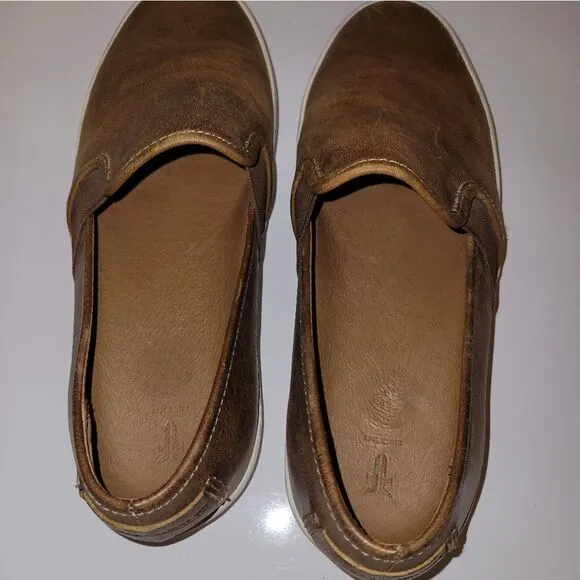 The Frye  Company Dylan Slip On Sneakers 8.5  Leather  Cognac Women's