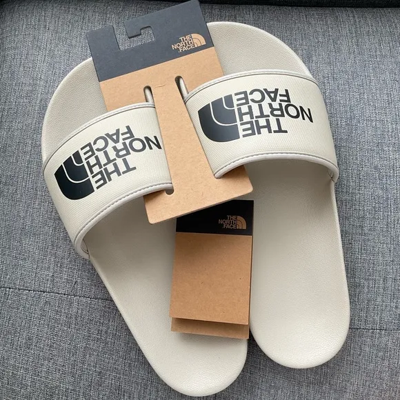 THE NORTH FACE Mens Slides ( 11 )