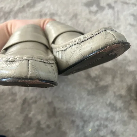 The Row Cream Loafers Slip-Ons