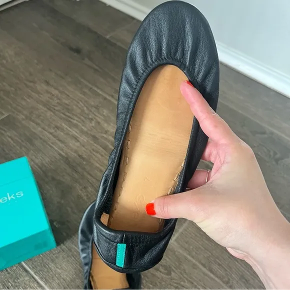 Tieks / Black Leather Ballet Flats