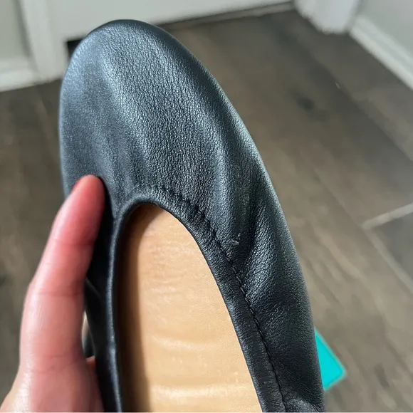 Tieks / Black Leather Ballet Flats