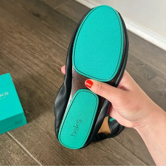Tieks / Black Leather Ballet Flats