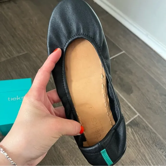 Tieks / Black Leather Ballet Flats