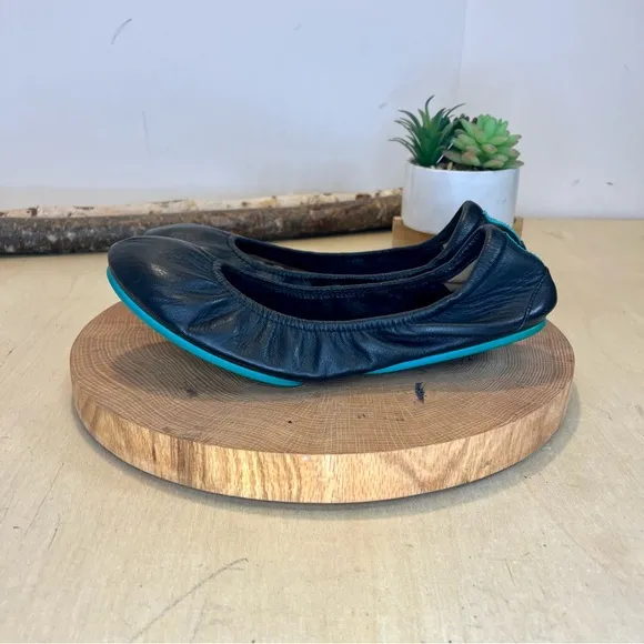 *Tieks | Black Leather Flats Size 9