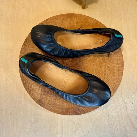*Tieks | Black Leather Flats Size 9