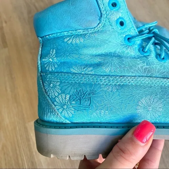 Timberland Big Kids Maui Blue Floral Waterproof Winter Boots Fabric