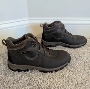 Timberland Boys sz 5 Mt. Maddsen Waterproof Boots