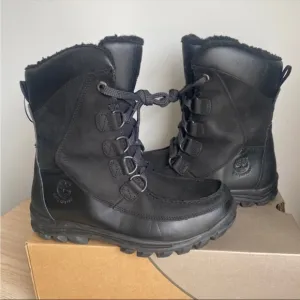 Timberland Fur Lined boots - Sz 4.5 Y- 6 W