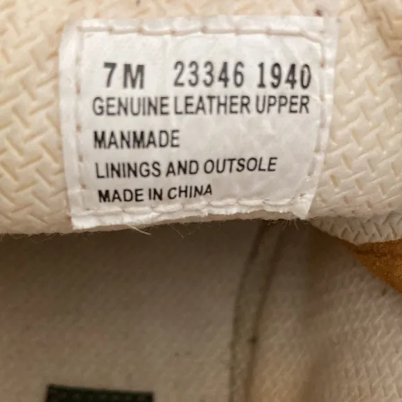 Timberland Size 7M Nellie 23346 Tan Waterproof Chukka Boots Flaw