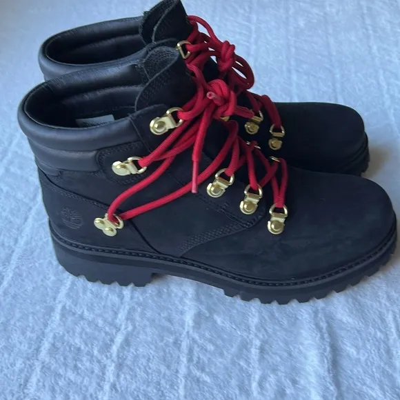 Timberland Women’s LTD Heritage Vibram Lux Waterproof Boots