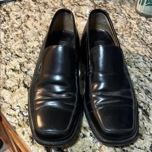 To Boot New York black leather loafers