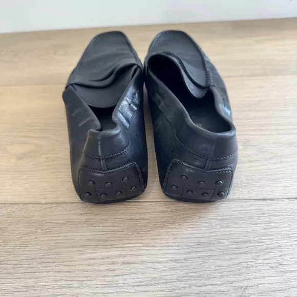 Tod's Black Leather Loafers Size 10