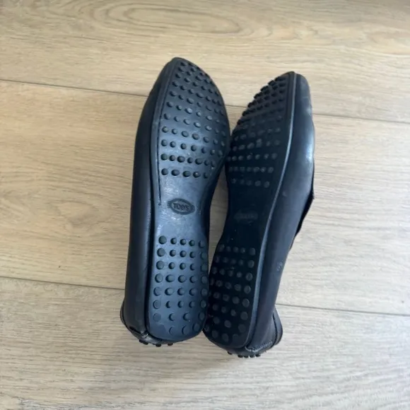 Tod's Black Leather Loafers Size 10