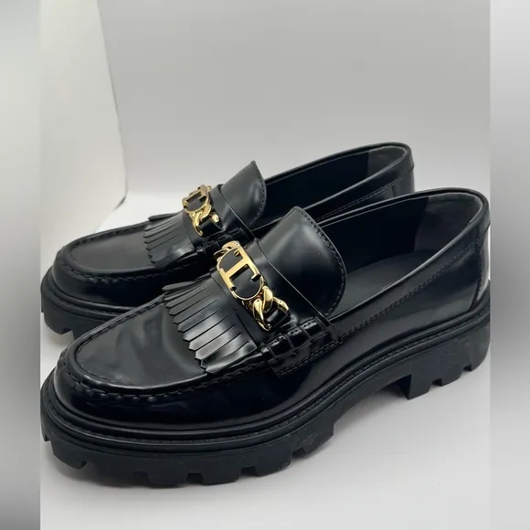 Tod's Fringed Loafers in Black Leather- size 37.5
