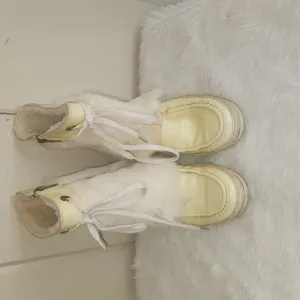 TOD'S FUR BOOTS