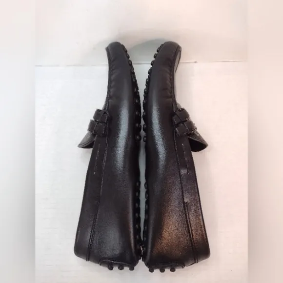 TODS men's black loafers size (9)