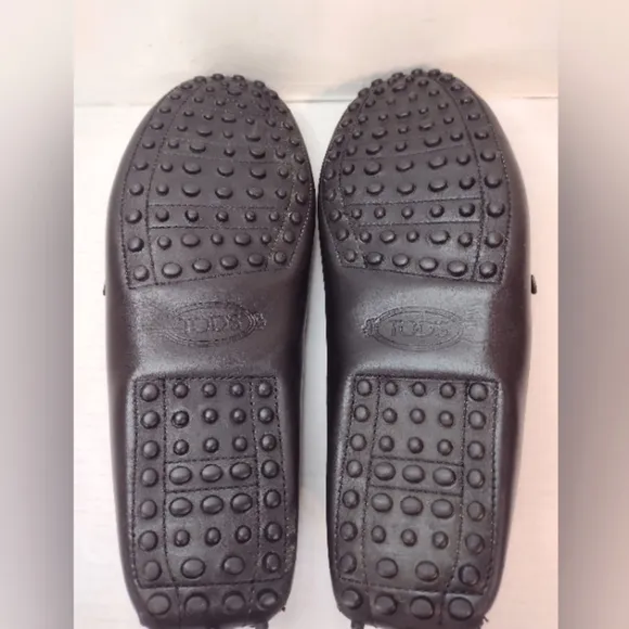 TODS men's black loafers size (9)