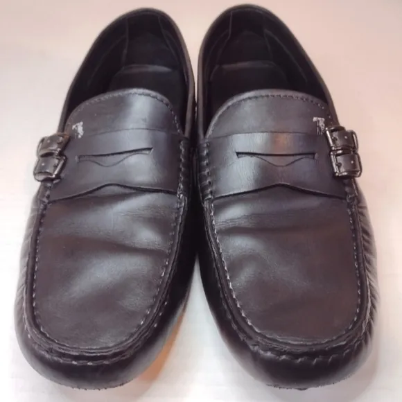 TODS men's black loafers size (9)