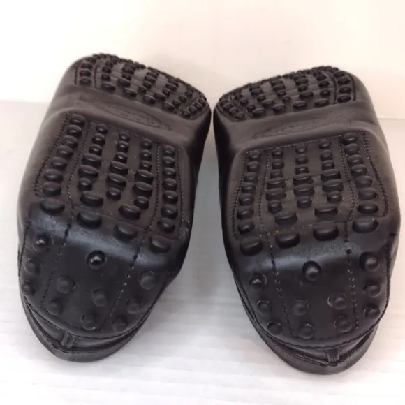 TODS men's black loafers size (9)