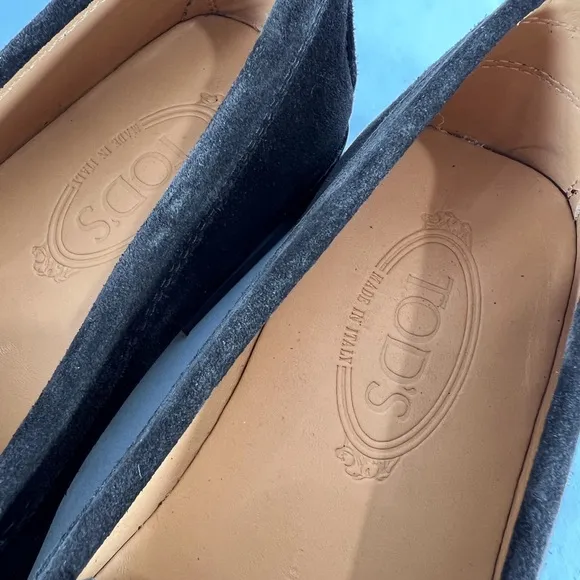 TOD'S Pellame Brown Suede Buckle Loafers Made in Italy Marked as 7-8.5US