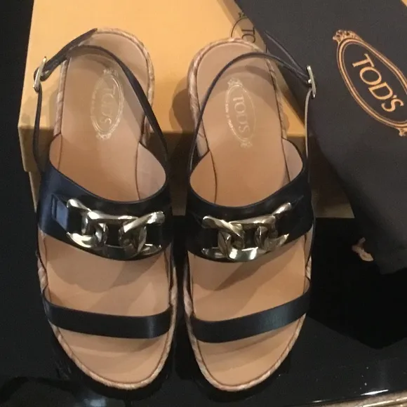 Tod’s Raffia Leather Espadrilles