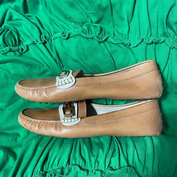 Tods Tan Gommino Loafers Sz 38.5