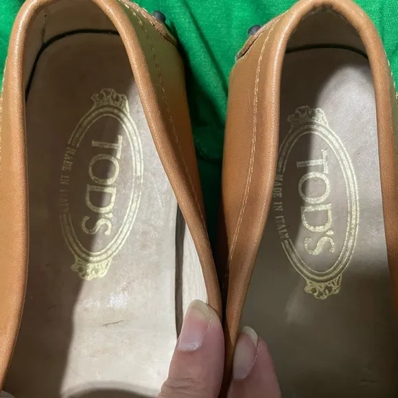 Tods Tan Gommino Loafers Sz 38.5
