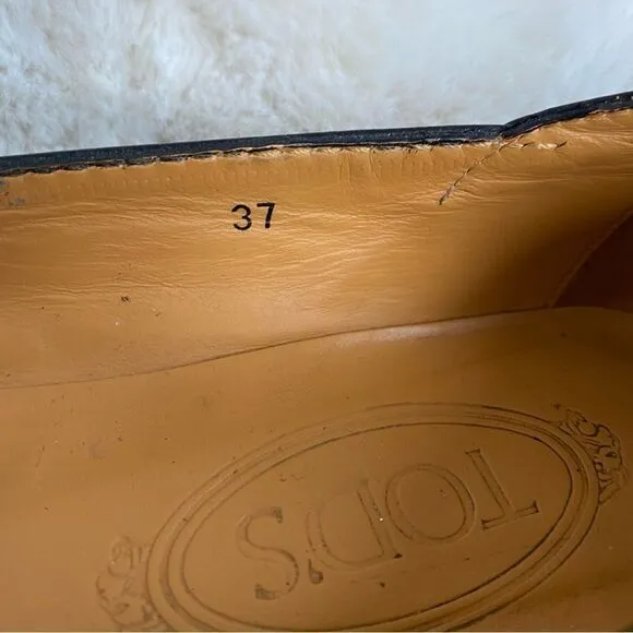 Tod’s chocolate brown leather pointed toe flats loafers shoes 6.5
