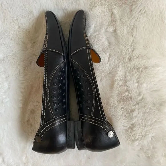 Tod’s chocolate brown leather pointed toe flats loafers shoes 6.5