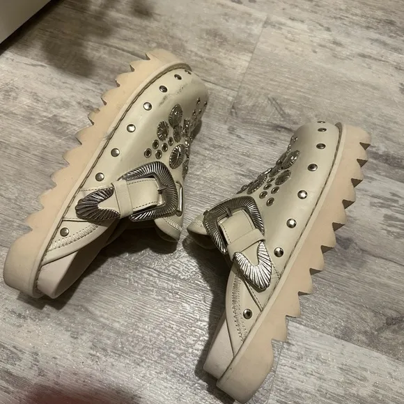 TOGA PULLA - SSENSE Exclusive Off-White Sabot Slides Loafers Size 36