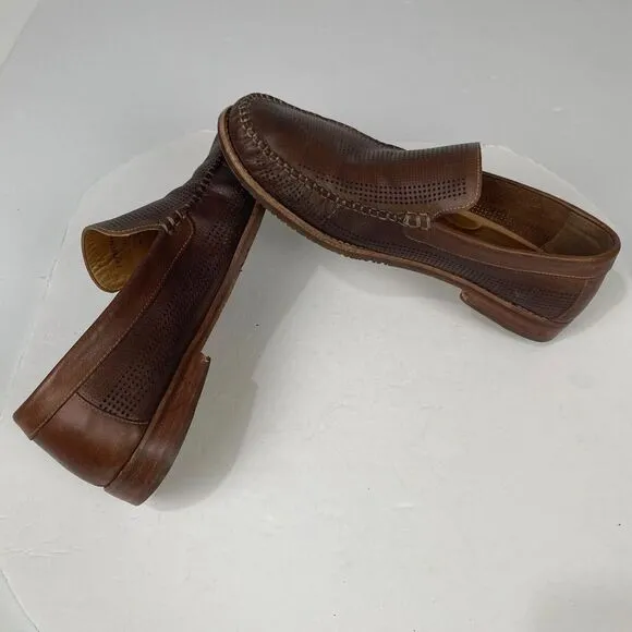 Tommy Bahama Felton Brown Leather Loafers Mens Size 11‎ M Slip On Perforated