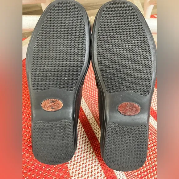 Tommy Bahama leather slip on loafers black espresso soft comfy work leisure 8.5