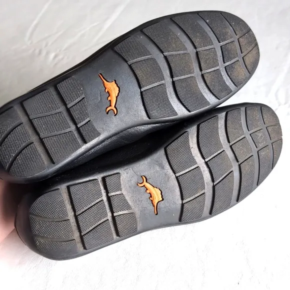 Tommy Bahama “Orion” Pebbled Black Leather Driving Loafers Men's Size 9