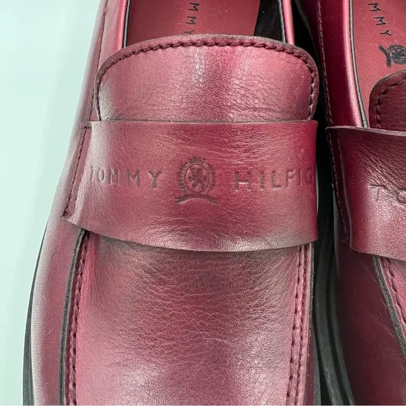 Tommy Hilfiger Women Burgundy Lab Leather Slip-On Lug Sole Casual Loafers SZ 12