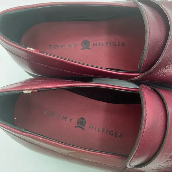 Tommy Hilfiger Women Burgundy Lab Leather Slip-On Lug Sole Casual Loafers SZ 12
