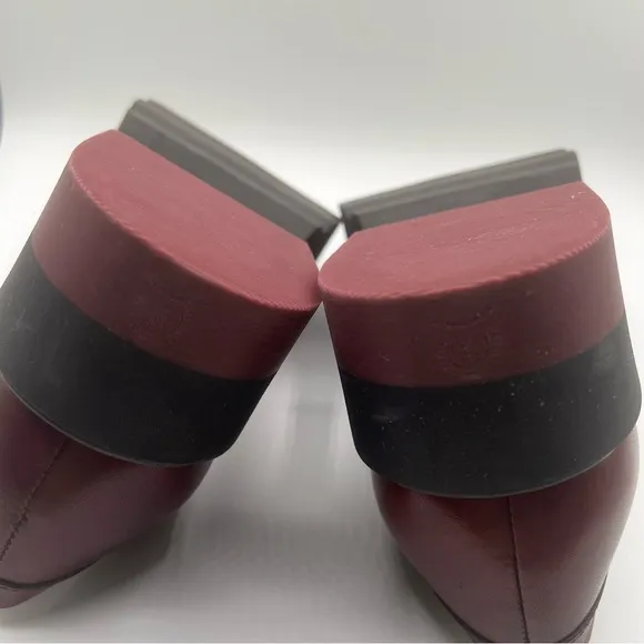 Tommy Hilfiger Women Burgundy Lab Leather Slip-On Lug Sole Casual Loafers SZ 12