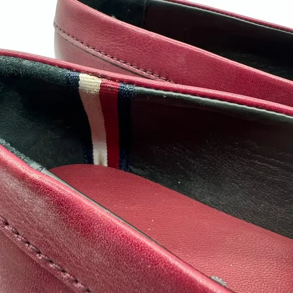 Tommy Hilfiger Women Burgundy Lab Leather Slip-On Lug Sole Casual Loafers SZ 12